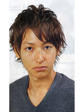 エドワード(Edward) 綺麗めショート