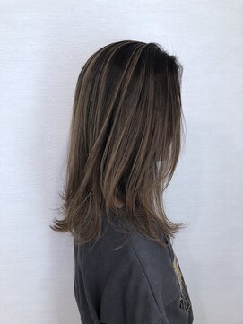 リアン 熊谷本店(Rien) 外国人風バレイヤージュカラー