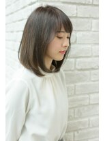 エルサフィロ ヨドヤバシ(el zafiro yodoyabashi)&nbsp;【el zafiro yodoyabashi】大人女子アッシュグレーボブ