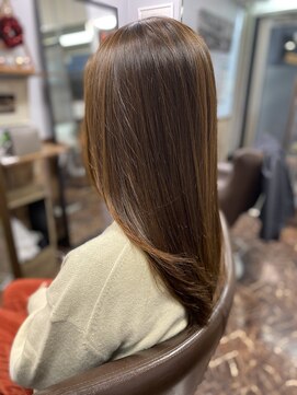 サロンボンボン(Salon Bon Bon) ツヤツヤ、サラサラ縮毛矯正に自然なスタイル☆