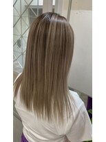 トイズ(Toy'z)&nbsp;(薬院)(インナーカラー)(ハイライト)(髪質改善)(髪質再生)