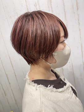 シュカブラ スパングル(Skovla Spangle) ショートヘア/ピンクオレンジ/似合わせカット