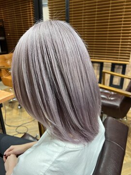 オーブ ヘアー リリー 博多2号店(AUBE HAIR lily) ホワイトグレーカラー！