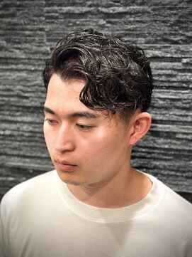 ヒロギンザプレミアムバーバースパ パレスホテル店(HIRO GINZA) ヒロ銀座/理容室/床屋/メンズカット/パーマ/メンズ特化