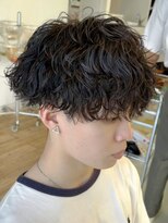 ツーダブルバイフィフス 茶屋町店(WW.. by fifth)&nbsp;ツイストスパイラルパーマセンターパートツイストパーマメンズ