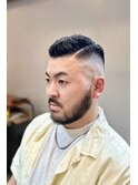 アイロンパーマサイドパートスキンフェード