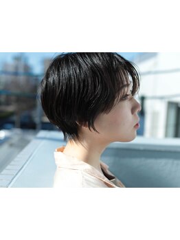 似合わせ技術であなただけのショートスタイルを。素材に合わせて無理なくフィットするstyleを提供します。