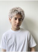金髪ハイトーンカラーベリーショートスパイキーショート