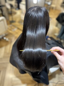イリー 代官山(ILY) 髪質改善ストレート　縮毛矯正 /30代40代50代60代