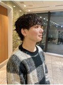 王道人気！くるくるし過ぎないメンズパーマ◎