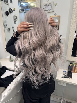 ラピス 池袋(Lapis) ホワイトブロンド