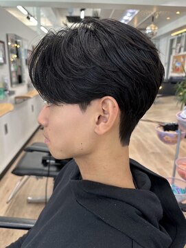 ウェイビーエフティフィフス 横浜西口(WAVEY ft.fifth) 横浜毛流れセンターパートニュアンスパーマフェザーパーマ30代◆