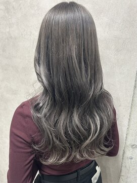 ルノン フィージュ(LUNON fieju) 黒髪クラゲヘアーオリーブグレー小顔ココアベージュ