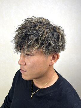 ヘアー ル シェーヌ ワンセカンド(hair le chene 1/2) メンズツイスト金メッシュ/メンズパーマメッシュ