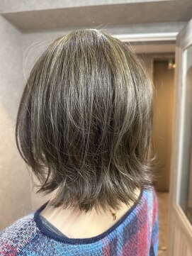 レポゼ 日本橋室町(Repose) 外ハネヘアスタイル