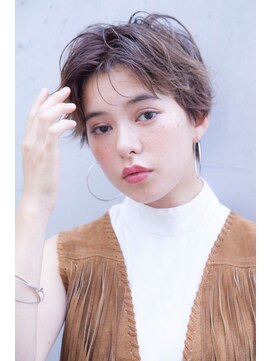 テイラー(Taylor) [Taylor]  ☆オーシャンブラウンxモテ髪ショート