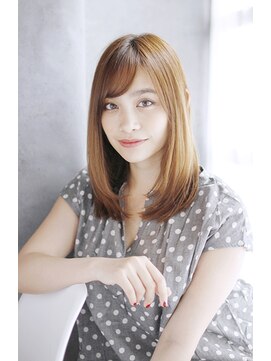 シュシュット(chouchoute) 吉祥寺3分黒髪ホワイトアッシュショートパーマエアリーミディ046