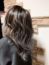 ヘアメイク マルナ 大通店(HAIR MAKE MALUNA)