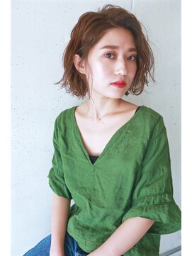 コンビネーション(combination) ボブパーマ 切りっぱなしボブ 波巻きパーマ スパイラルパーマ