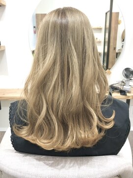 シア 新越谷店(SHEER) ダブルカラー/プラチナベージュ