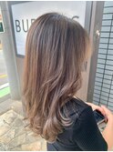 ほんのり透け感グラデーション