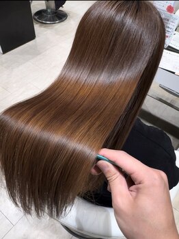 トップ カタタ TOP KATATAの写真/SNSで話題!髪質改善ストレート★究極の艶髪・手触り【METEO】メテオストレート取扱店