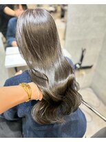 アンダーバーホワイト(_WHITE)&nbsp;髪質改善　グレージュ