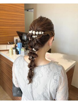ラグ(rug) 結婚式お呼ばれヘア/編みおろしヘア/ヘアアレンジ/ヘアセット