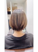 艶髪ストレートボブ
