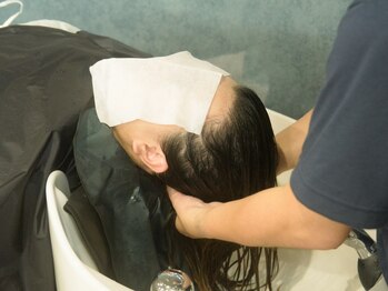 ヨロ(YOLO)の写真/頭皮から健康な美髪へ。至福のヘッドスパをお一人だけのプライベート空間で◎あなたのキレイを叶えます。