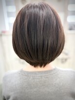 メゾンルヴェール 岐阜穂積(Maison LeVert) 髪質改善/ナチュラルアッシュ/自然に収まるショートボブ