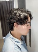 一段階大人っぽく5分で決まる無造作スパイラルセンターパート