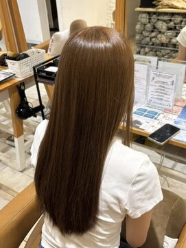 アース オーセンティック 三鷹店(EARTH Authentic) キャラメルベージュ