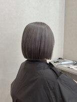 アンダーバーホワイト 広島 本通店(_WHITE)&nbsp;グレー/シルバー/ブリーチあり/グレージュ/広島美容室