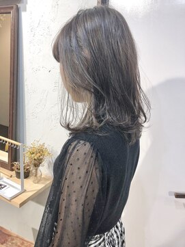 ヘアーアンドアトリエ マール(Hair&Atelier Marl) 【Marl】ホワイトベージュのインナーカラースタイル♪
