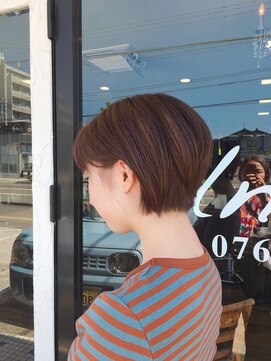 アンフルール(Un Fleur) 耳かけふんわりショート