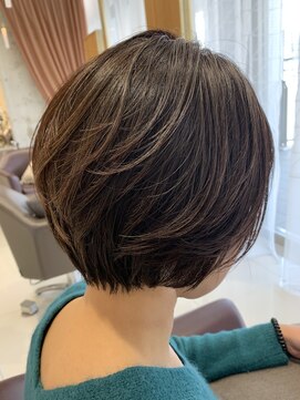 サローネ サンク(SALONE CINQ) 似合わせショート