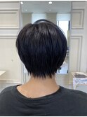 後ろ姿も可愛いショート