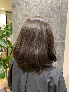 テラスアヴェダ 福岡パルコ店(Terrace AVEDA) 結べるミディアムヘア