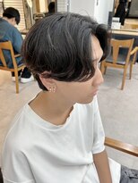 ネオリーブ クーロ メゾン 横浜(Neolive curro Maison)&nbsp;韓国センターパート×黒髪ツーブロック　襟足残し[メンズ]