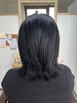 アルバ(aLba) 【村上慶太】ツヤ髪　ミディアム