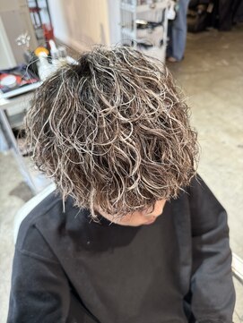 ナブラ(NABLA) メンズハイライト波パーマ『NABLA』『倉敷美容室』