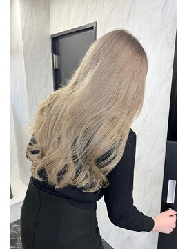 リア 大阪梅田(Ria) ～ミルクティーベージュ　シールエクステ～　【Ria 大阪 梅田】