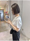 YOKE 切りっぱなしボブ丸くないボブアッシュグレージュ