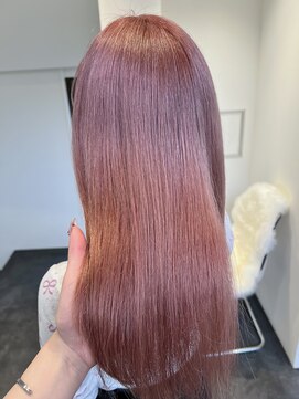 ラック 津田沼(LUCK) ピンクベージュ/コーラルピンク/ブリーチ/ケアブリーチ/20代