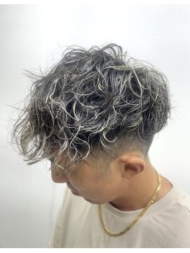 ライブトレア(LIVE TOREA) ハイライト×パーマ