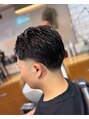 イナセパーラー(INASE PARLOR)&nbsp;taper fadeツーブロックで、かぶせてもトップとかなり馴染みます