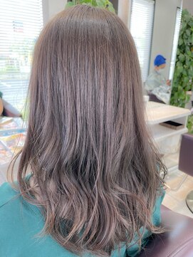 ブレスバイファースト 富谷店(Breath by first) 髪の毛が柔らかく見えるアッシュグレージュ