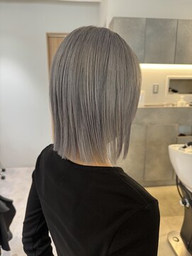 マルフェ 天王寺(marfe) ホワイトシルバー　シルバーアッシュ　ホワイトグレージュ