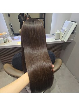 艶　グレージュカラー　髪質改善カラー